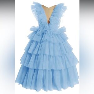 Blue Ruffled Kids Dress

Fabric: Tulle
Closure: Lace up back
V-Neck
Sleeveless